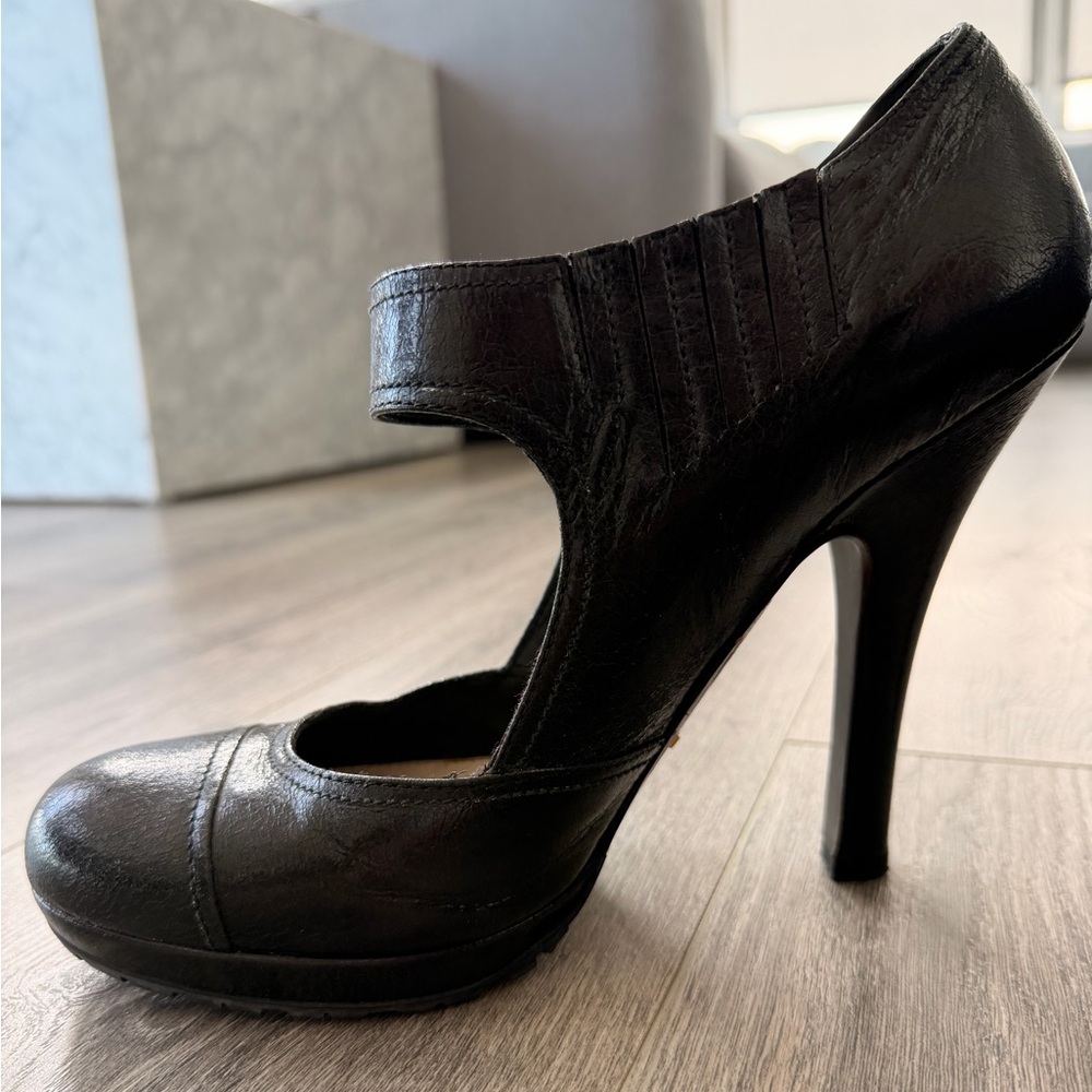 Authentic Black Prada Crackle Brush Leather Mary Jane Pump Size 40.5 - Picture 15 of 16